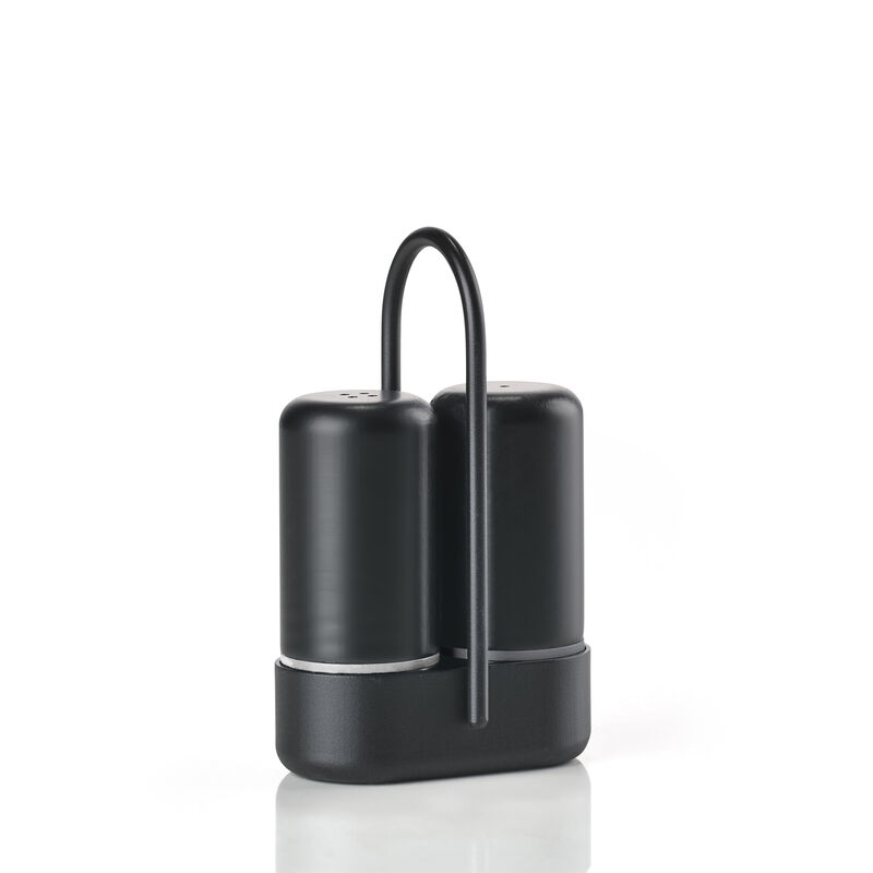 Singles Salt and pepper set