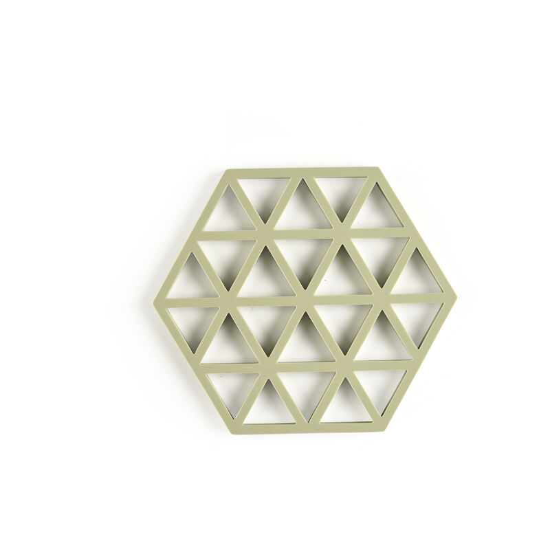 Triangles Trivet