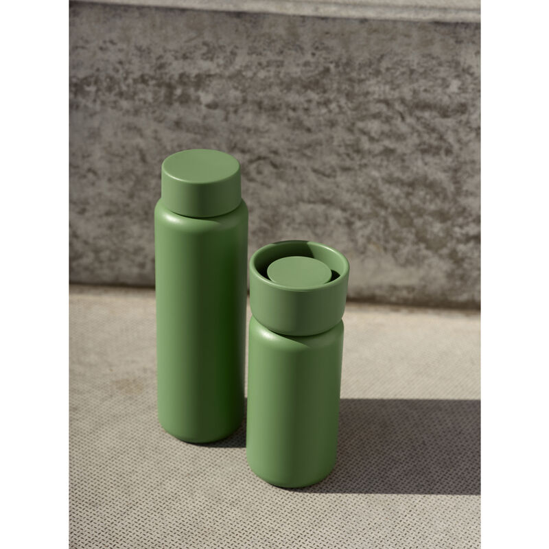 Singles Thermobecher mit zwei Deckeln