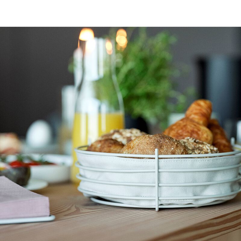 Singles Bread Basket