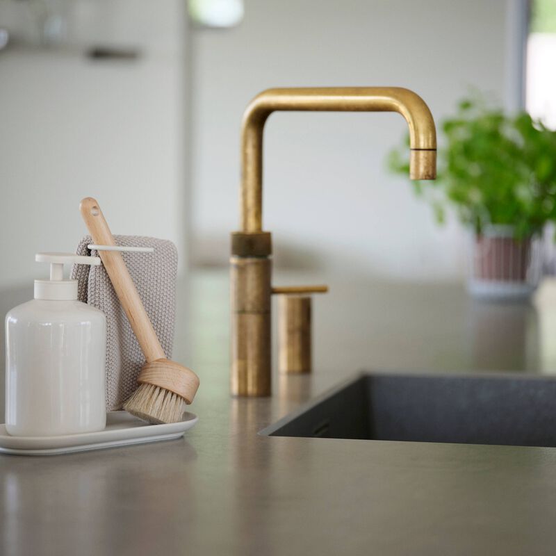 Inu Dishwashing set 4 parts