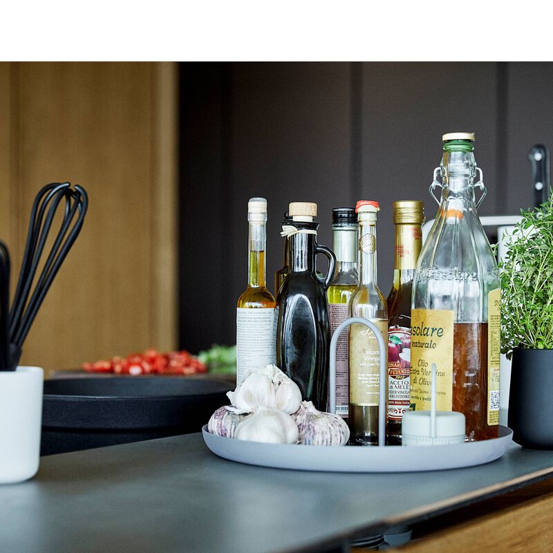 Singles Tray with handle