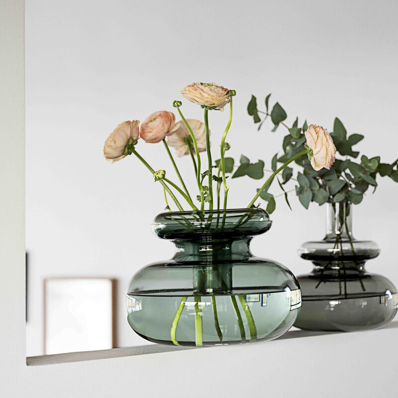 Inu Vase
