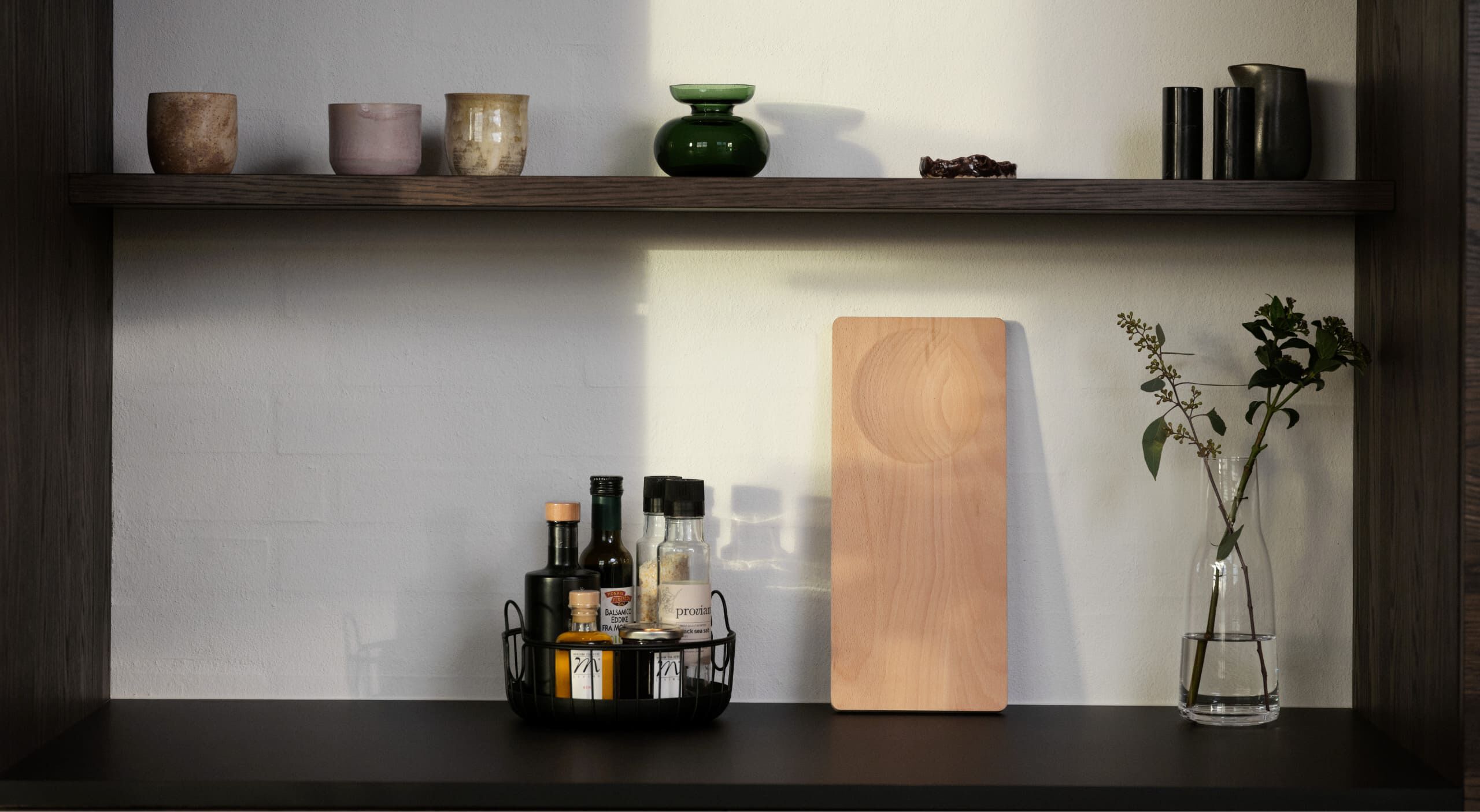 <span style="position: relative; width: 1px; display: inline-block; background-color: white; height: 80px; top: 20px; margin-right: 30px;"></span><span style="letter-spacing: 5px;">KITCHEN</span>